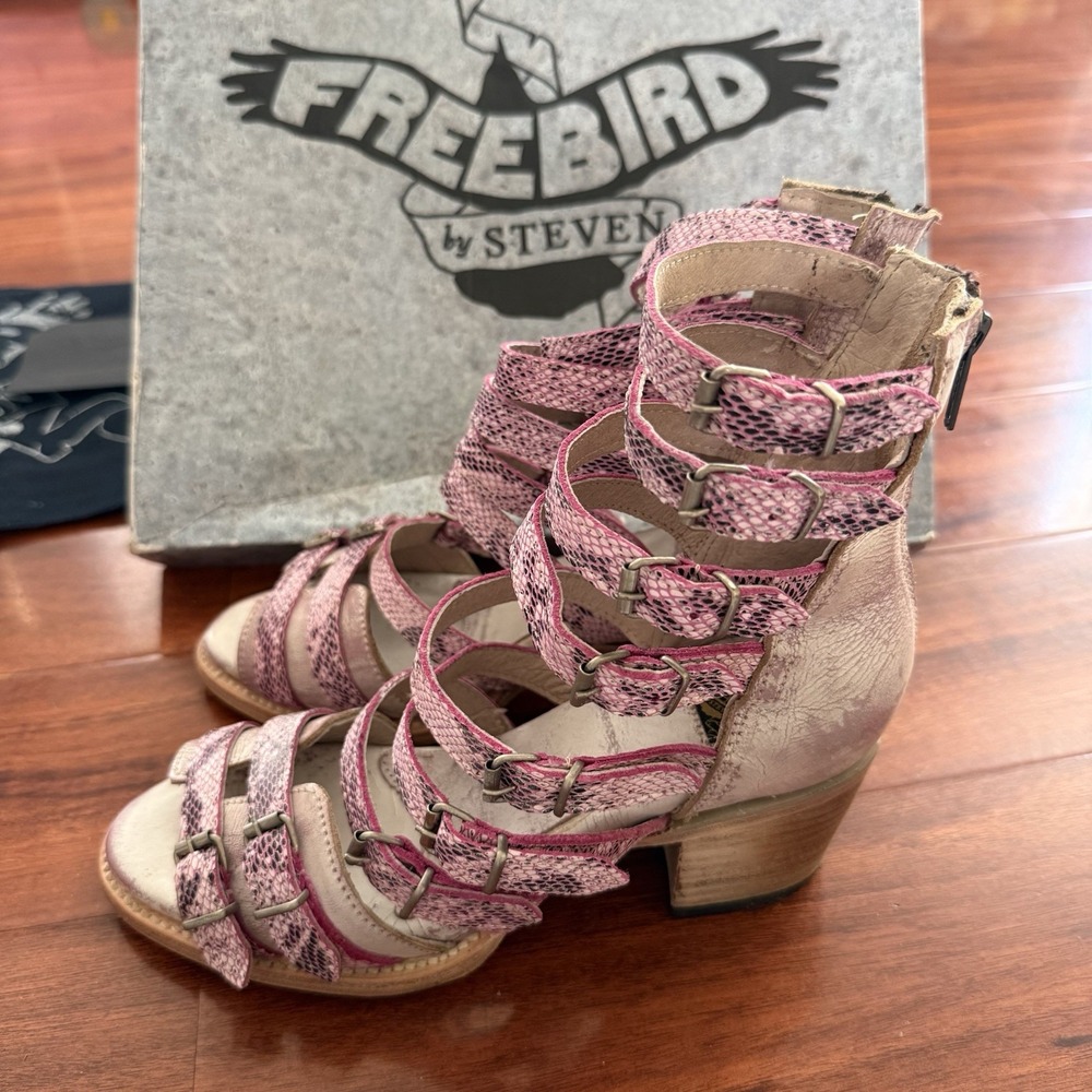 Freebird by Steven Casandra Pink Leather Sandals Strappy Size 8 New